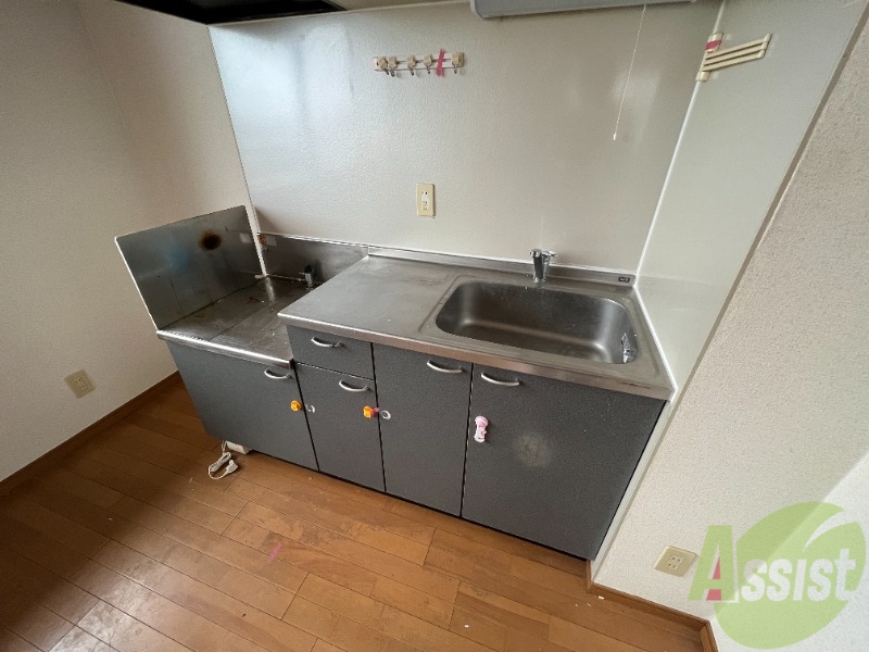 キッチン　キッチンはシンクも広く使い勝手が良さそうです。