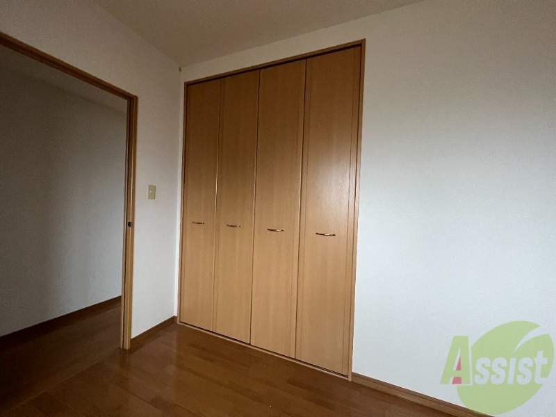 収納　収納スペースがあるのでお部屋を広く使えます。