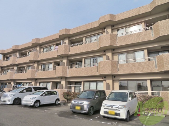 建物外観　多賀城市留ヶ谷２－２－１　ロワジールＫ