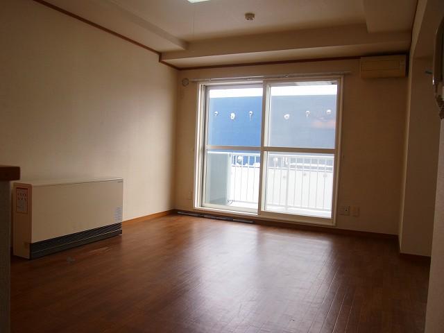 居室・リビング　リビング２