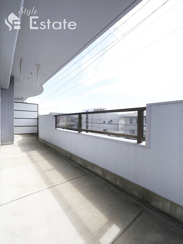 バルコニー　バルコニー