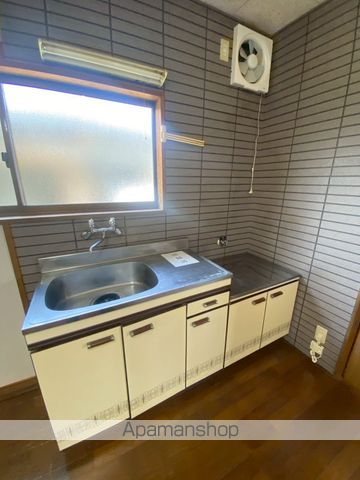 鮫島貸家のキッチン写真