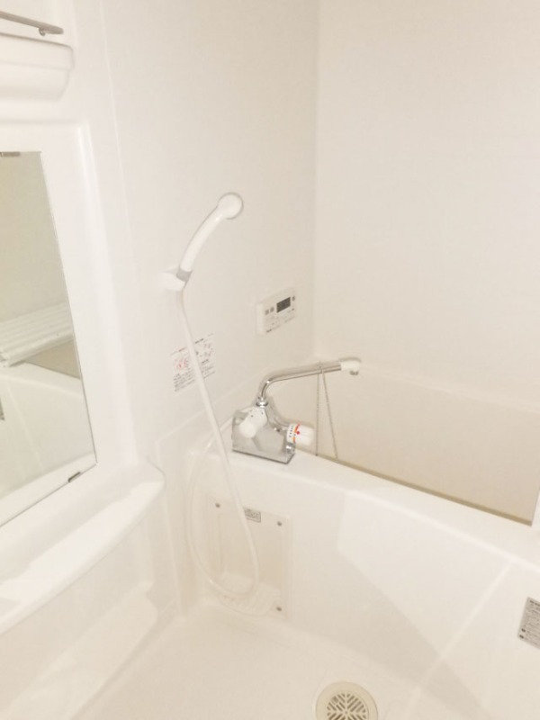 バス・シャワールーム　ゆったりバスルーム♪