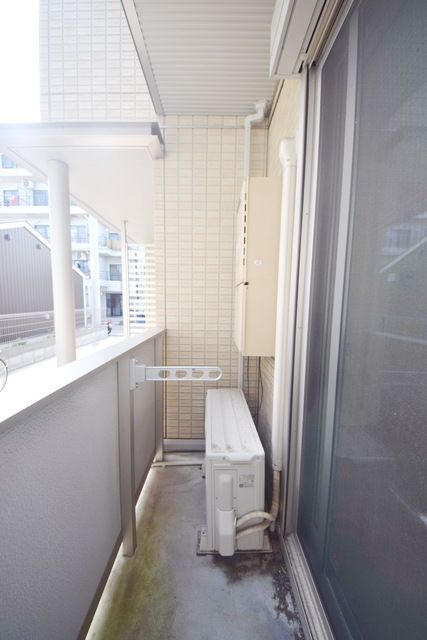 バルコニー　～洗濯物干そうっ～