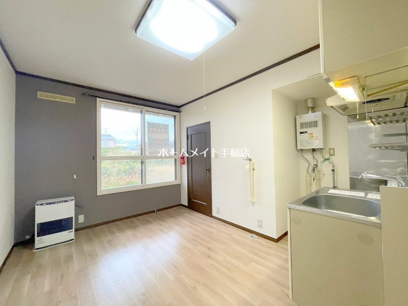 居室・リビング　アクセントクロスが際立ちます！