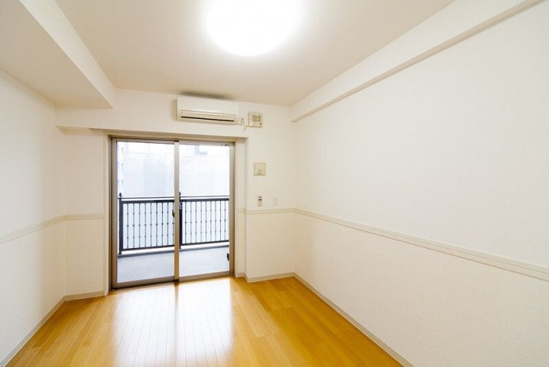 居室・リビング　※同じタイプ別号室参考写真