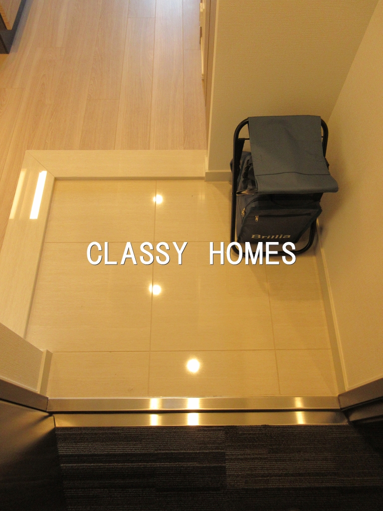 玄関　2023年竣工　ブリリアタワー浜離宮：玄関