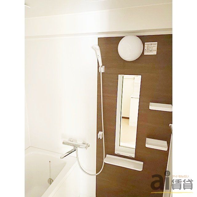 バス・シャワールーム　～同仕様写真～