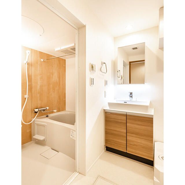 バス・シャワールーム　ゆったり過ごせるお風呂です