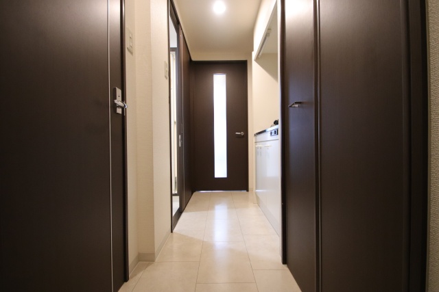 玄関　※別室の参考写真の為、現況優先です。