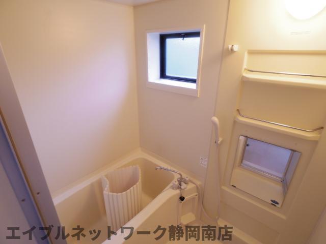 バス・シャワールーム　日々の疲れを癒すお風呂付です