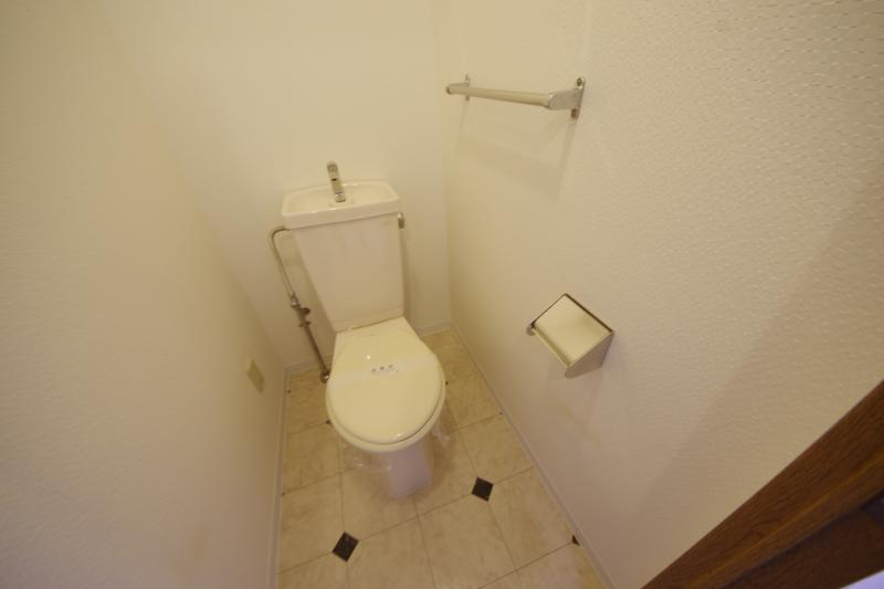 トイレ　シンプルで使いやすいトイレです