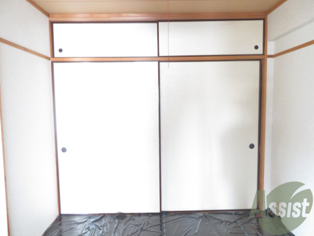 収納　大きな収納が付いているのでたくさん増える荷物も安心ですね