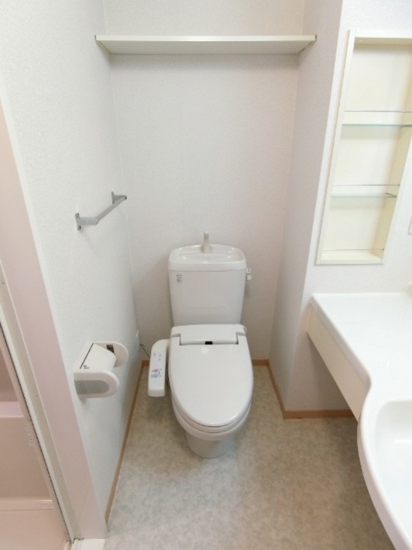 トイレ　図面と現状に相違がある場合には現状を優先