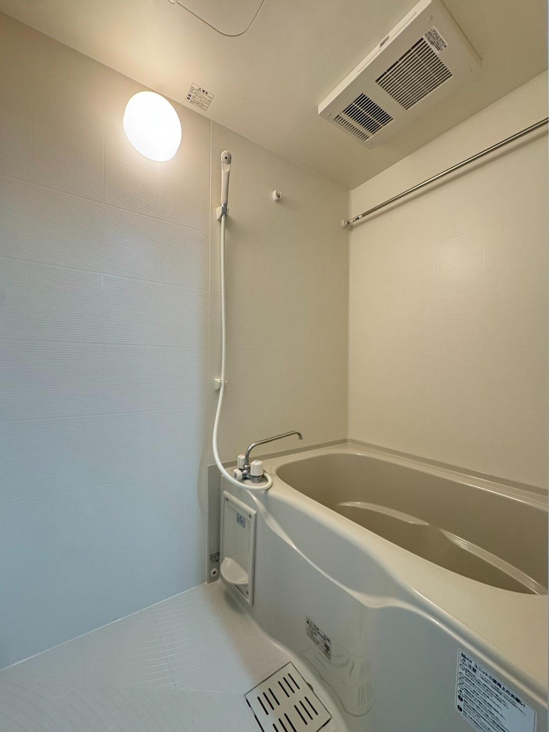 バス・シャワールーム　浴室