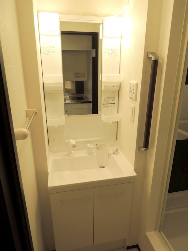 洗面設備　独立洗面台が設置されています！