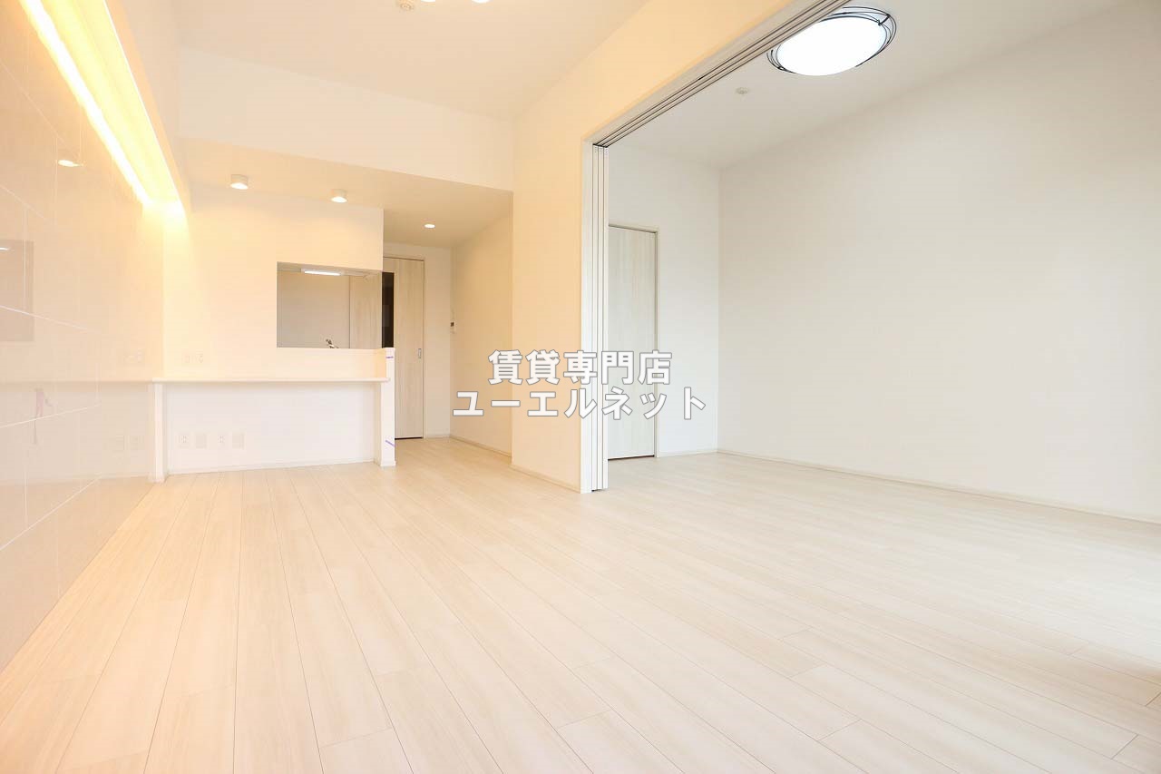 居室・リビング　ゆったりとくつろげる、落ち着きのある居室空間です