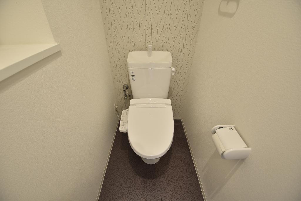 トイレ　シャワー付トイレ