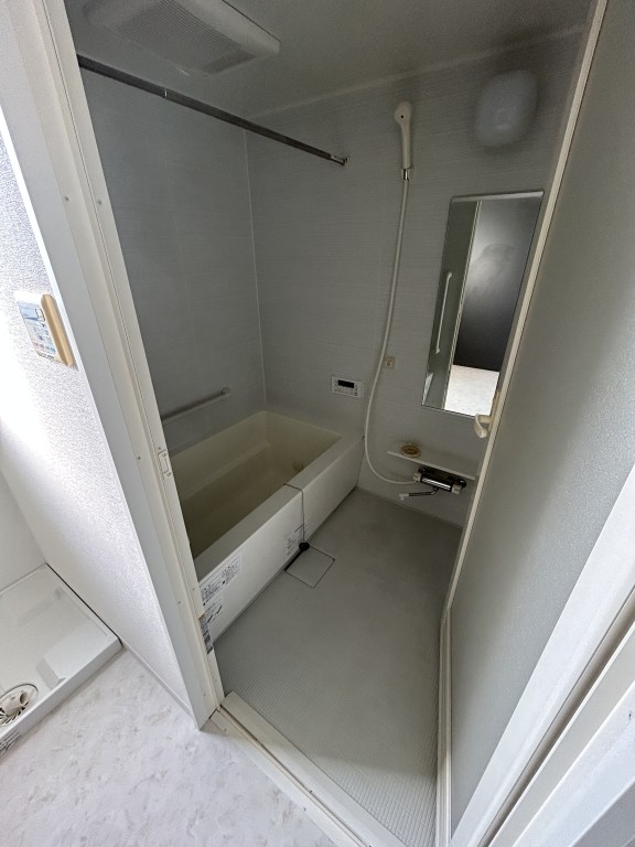 バス・シャワールーム　日々の疲れを癒すお風呂付です