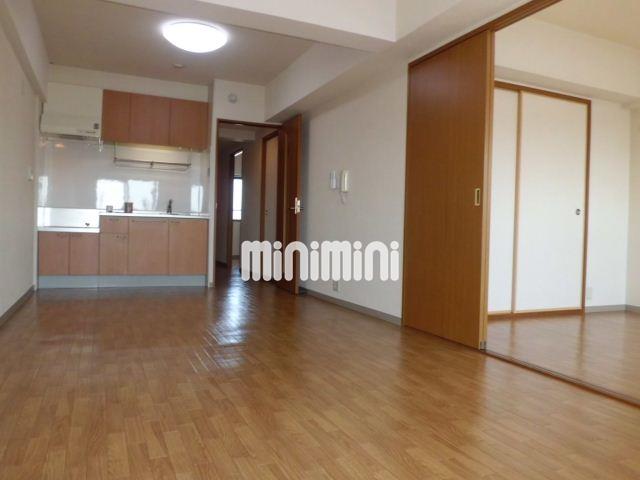 セキュリティ　１１．５帖で開放感があるリビング