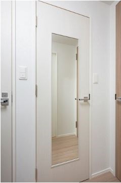 玄関　※参考画像