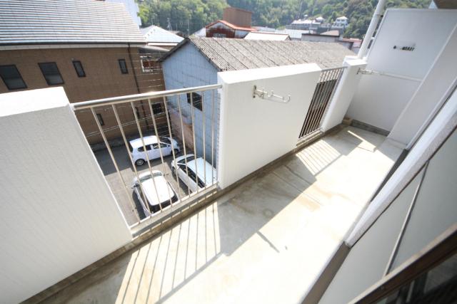 バルコニー　※同タイプ部屋の写真です。