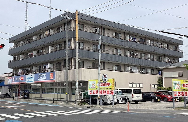 建物外観　鉄骨マンション