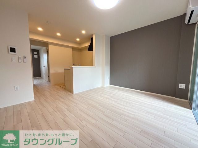 居室・リビング　お問合せはタウンハウジングまで！※現地待合わせ相談可能