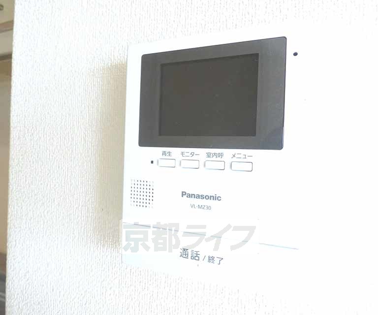セキュリティ　モニター付きインターホンです。