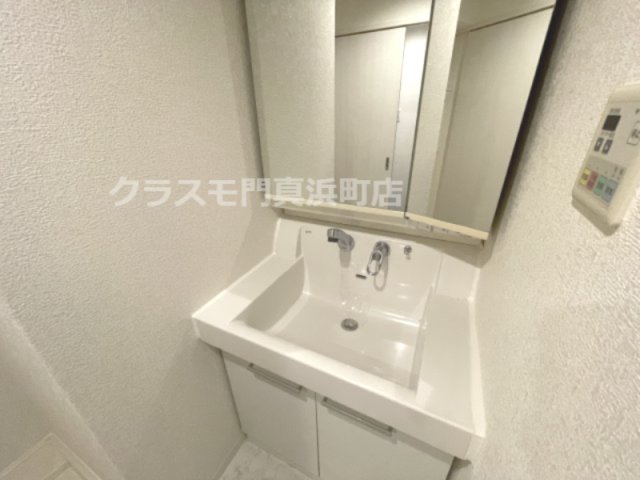 洗面設備　(参考)同マンション他部屋の写真