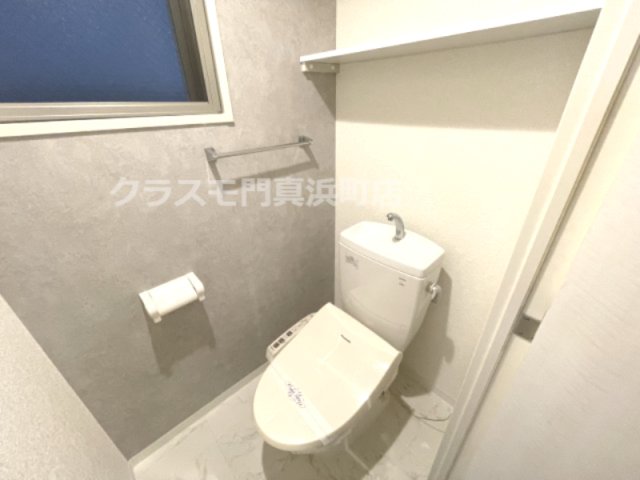 トイレ　(参考)同マンション他部屋の写真
