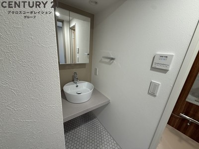 洗面設備　独立洗面化粧台付きでおすすめです！