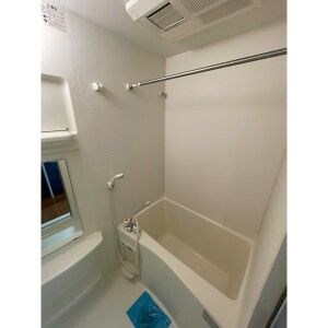 バス・シャワールーム　バスルーム　浴室暖房乾燥機付