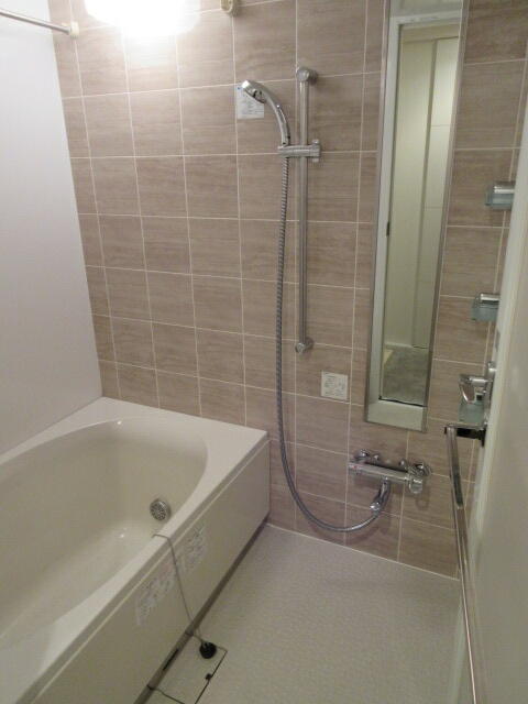 バス・シャワールーム　ユニットバス（１３１７）