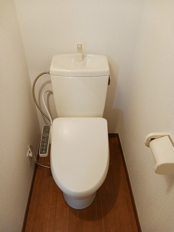 トイレ　トイレ