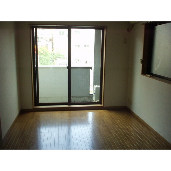 居室・リビング　内装です