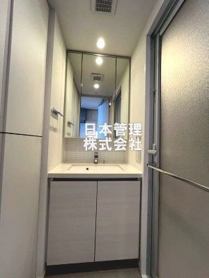 洗面設備　※別部屋の写真です