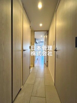 玄関　※別部屋の写真です