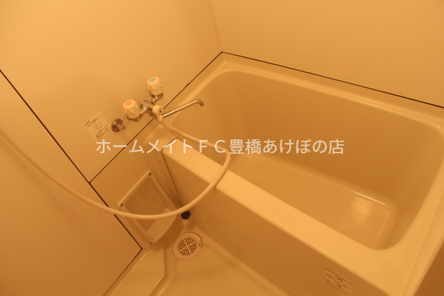 バス・シャワールーム　同型別部屋写真