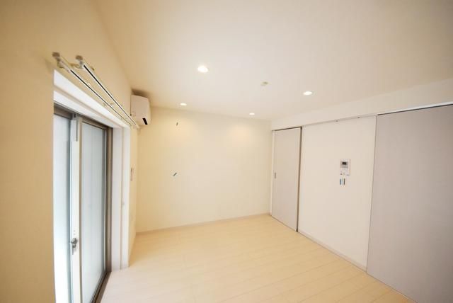 居室・リビング　★　ゆったりとした洋室のお部屋です　★