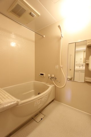 バス・シャワールーム　参考写真です。現況優先。