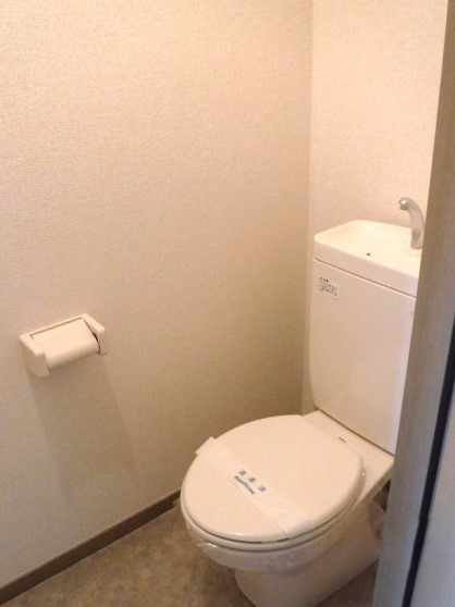 トイレ　トイレもきれいです