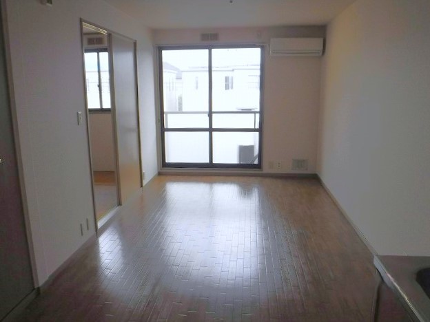 居室・リビング　ゆったりとした居間です