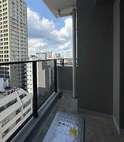 バルコニー　陽当たり良好なバルコニーです