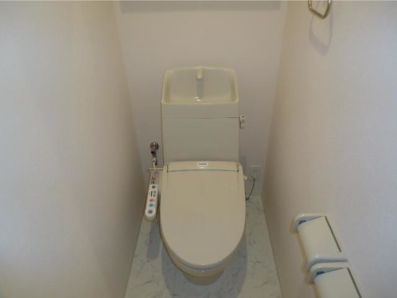 トイレ　図面と現状に相違がある場合には現状を優先