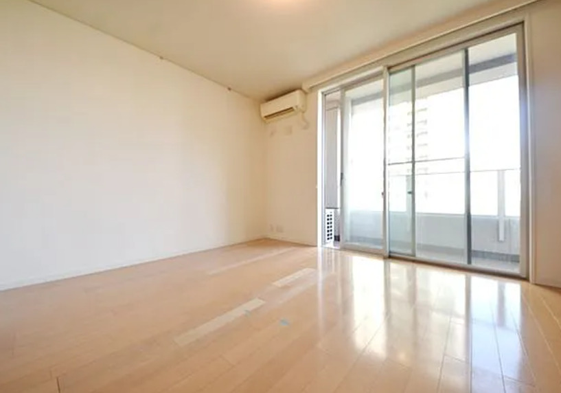 居室・リビング　※別部屋の参考写真です。