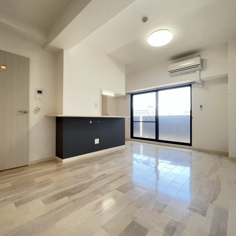 居室・リビング　同仕様タイプです