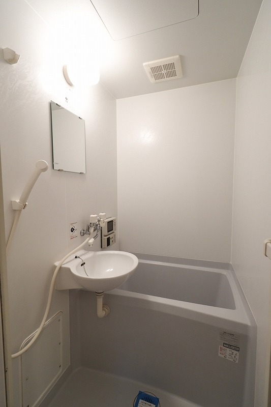 バス・シャワールーム　別号室