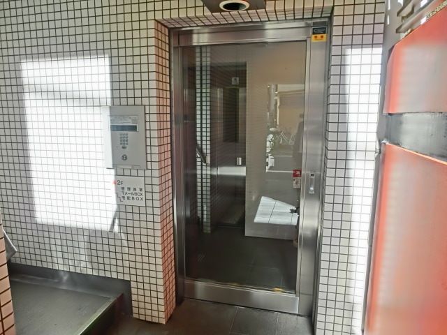 エントランス　★オートロック付エントランス★