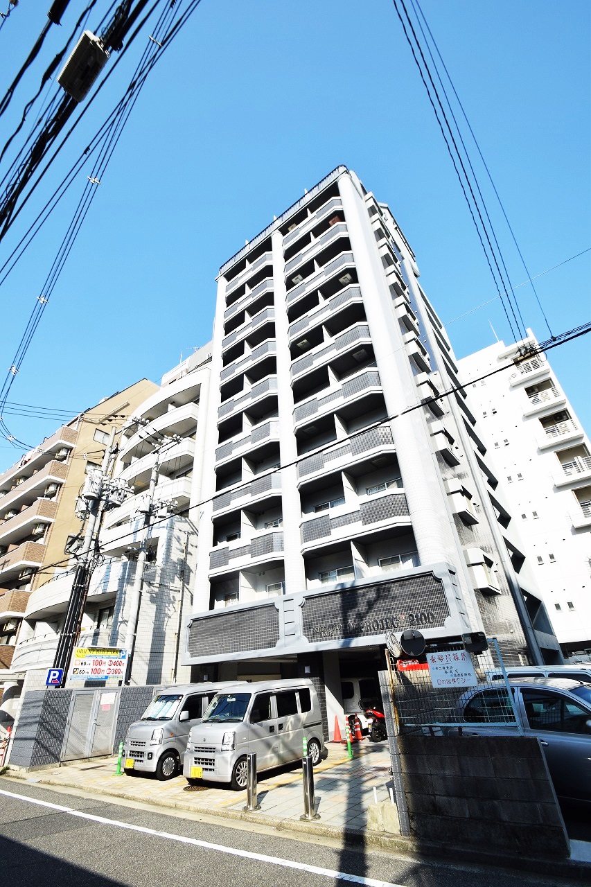 建物外観　個人の感想ですがこの家賃で一番いいのでは